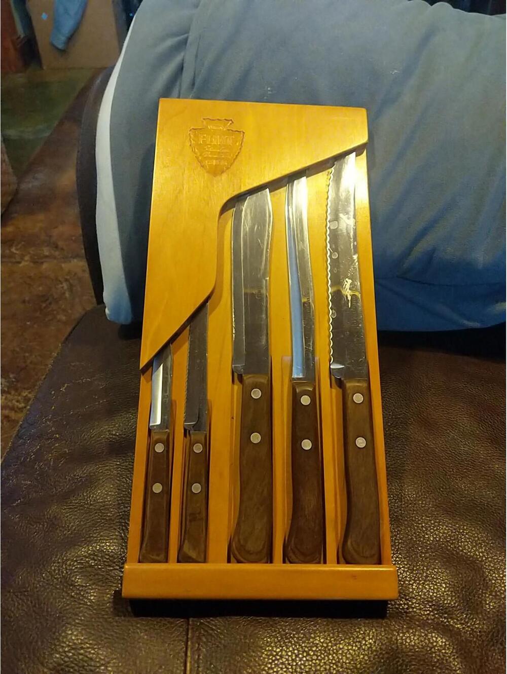 Vintage Flint Stainless Vanadium 5 Piece Knife Set with Wall Wood Block